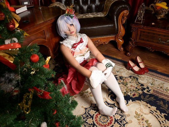 新酱 – 圣诞雷姆(48P)