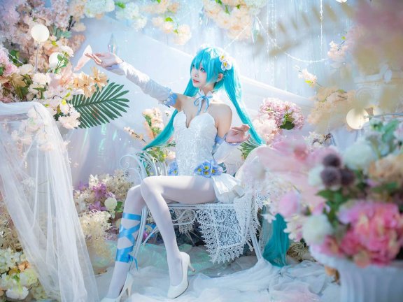 艾西aiwest – 初音粉蝶花(42P)