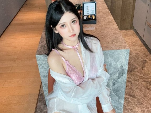 不呆猫 – 粉色衬衣女友(66P)